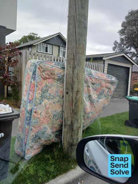 Dumped Rubbish, a report photo