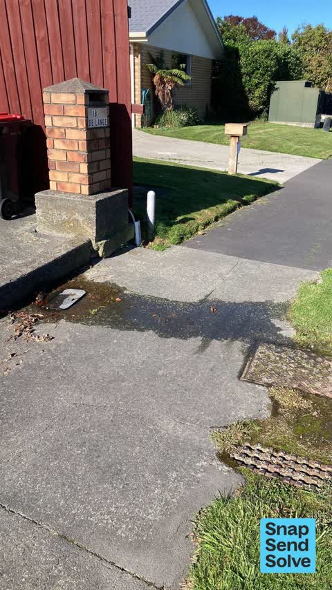 Water Leak, a report photo