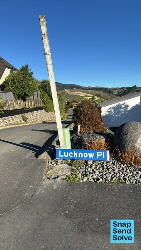 Damaged Street Sign, a report photo