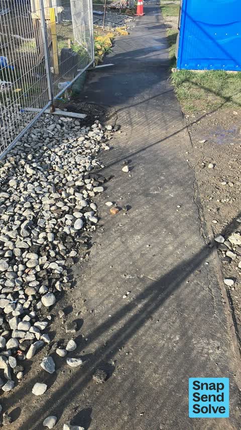 Pavement - Damaged, a report photo