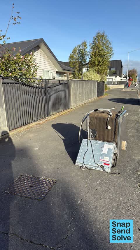 Dumped Rubbish, a report photo