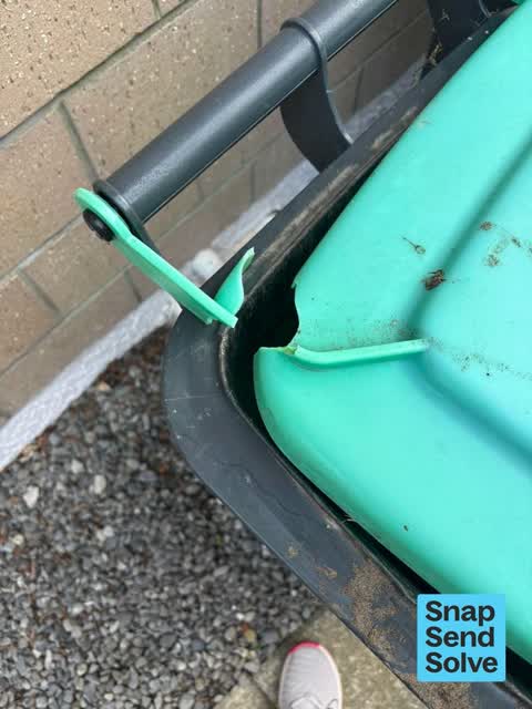 Rubbish and Bins - General, a report photo