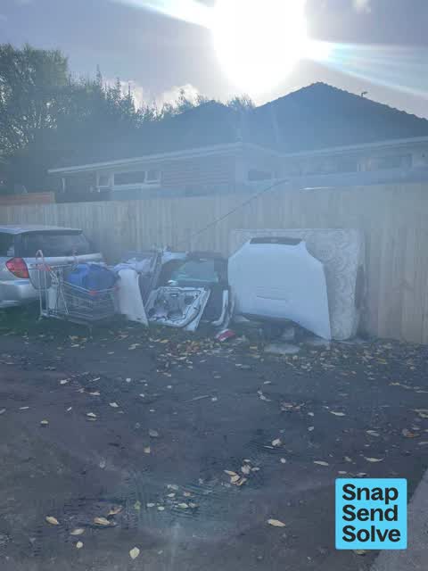 Abandoned Vehicle — a report photo