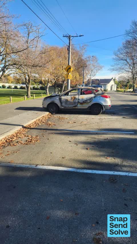 Abandoned Vehicle — a report photo