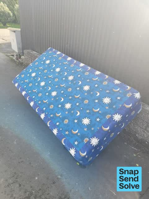 Dumped Rubbish, a report photo