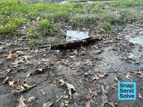Pavement - Damaged, a report photo