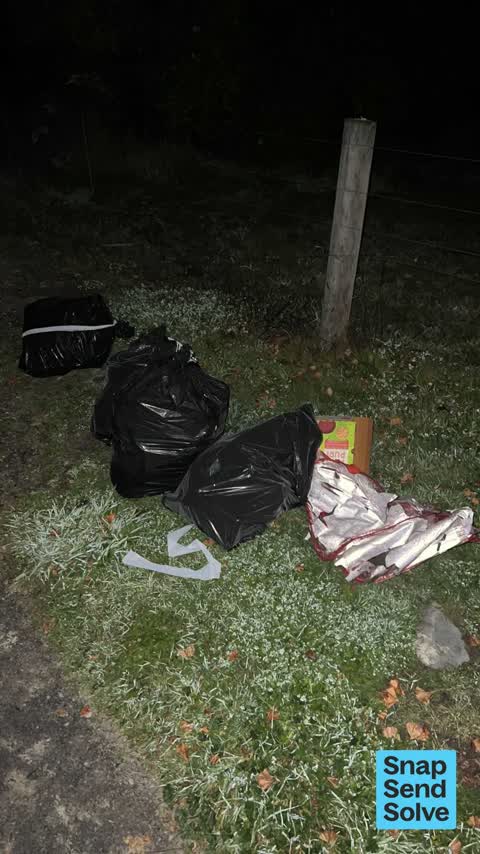 Dumped Rubbish, a report photo