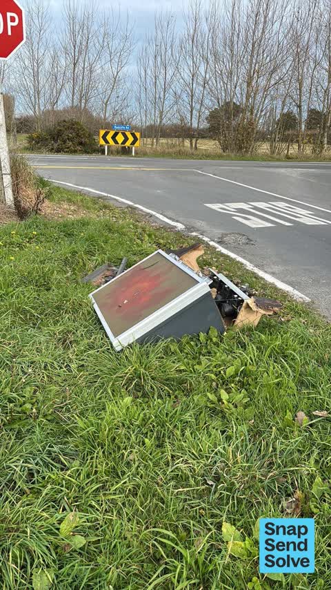 Dumped Rubbish, a report photo
