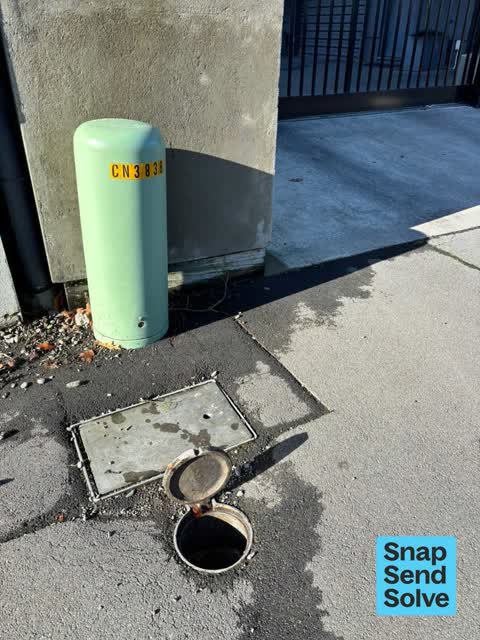 Water Leak, a report photo
