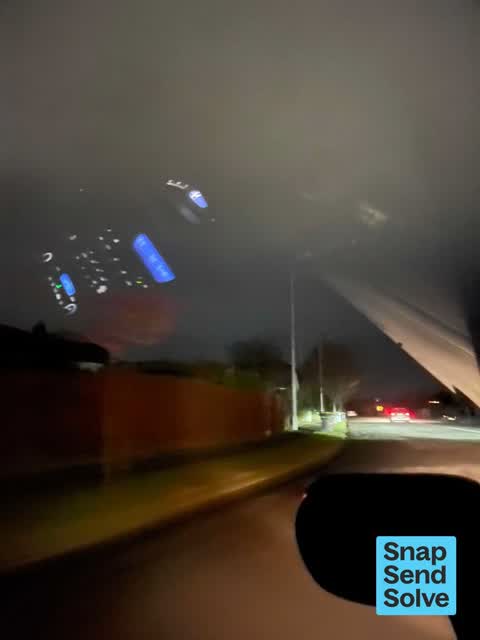 Street Light Outage, a report photo