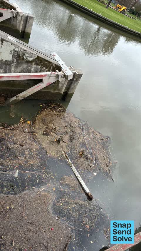 Dumped Rubbish, a report photo