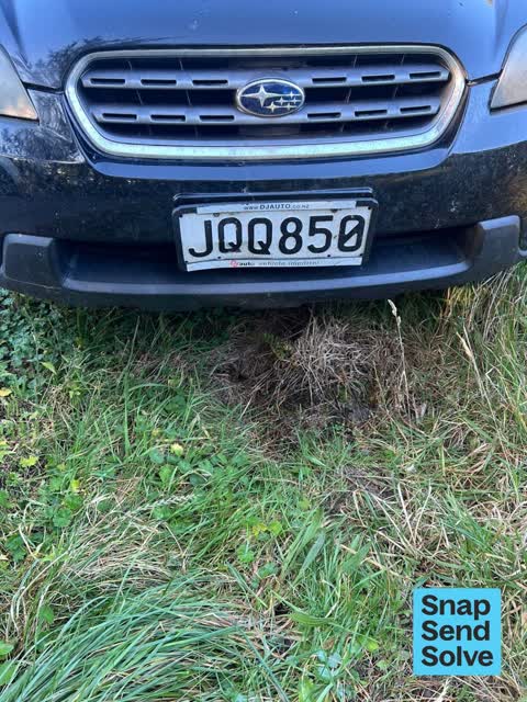 Abandoned Vehicle, a report photo