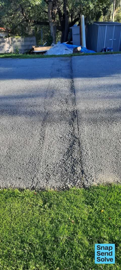 Damaged Road, a report photo