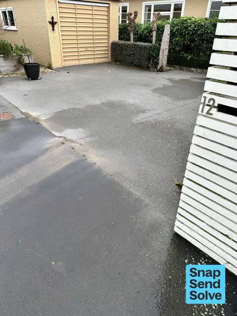 Water Leak, a report photo