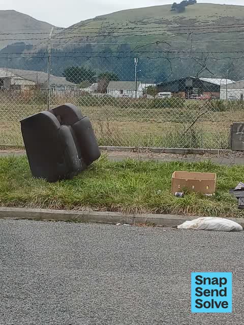 Dumped Rubbish — a report photo