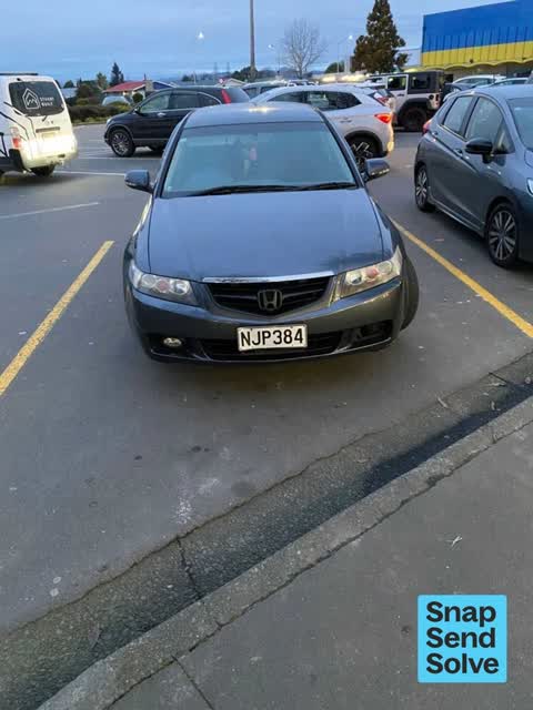 Hazard, vehicle, a report photo