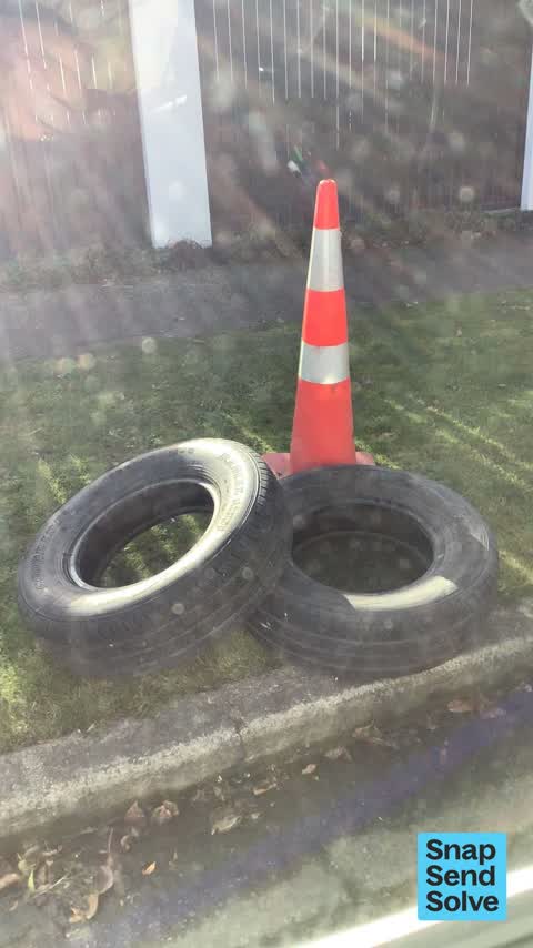 Dumped Rubbish, a report photo
