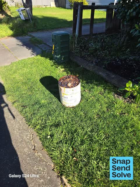 Dumped Rubbish — a report photo
