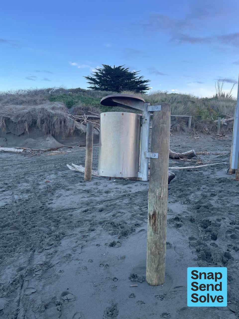 The photograph attached to this general request report