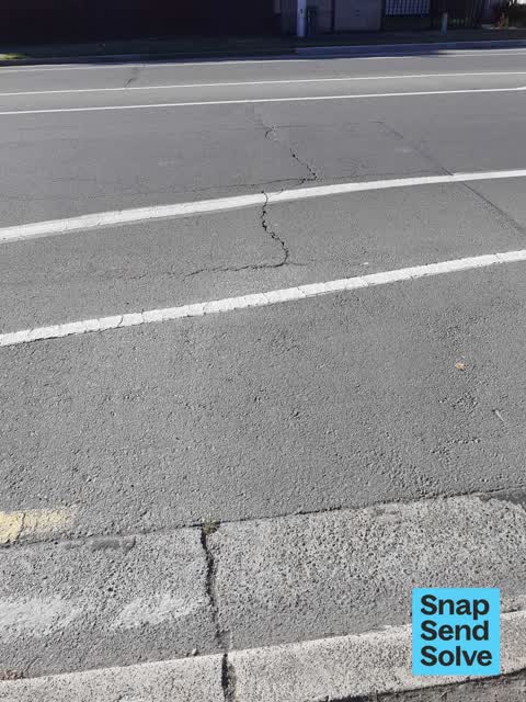 Damaged Road, a report photo