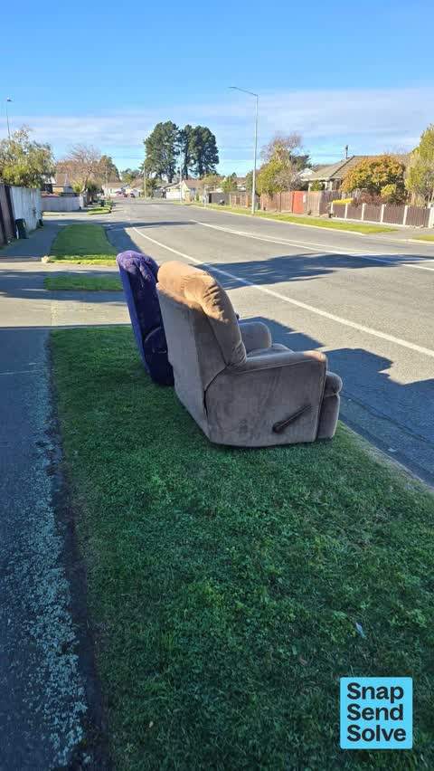 Dumped Rubbish, a report photo