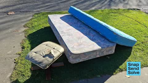 Dumped Rubbish, a report photo
