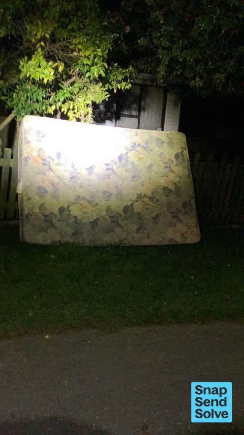 Dumped Rubbish, a report photo