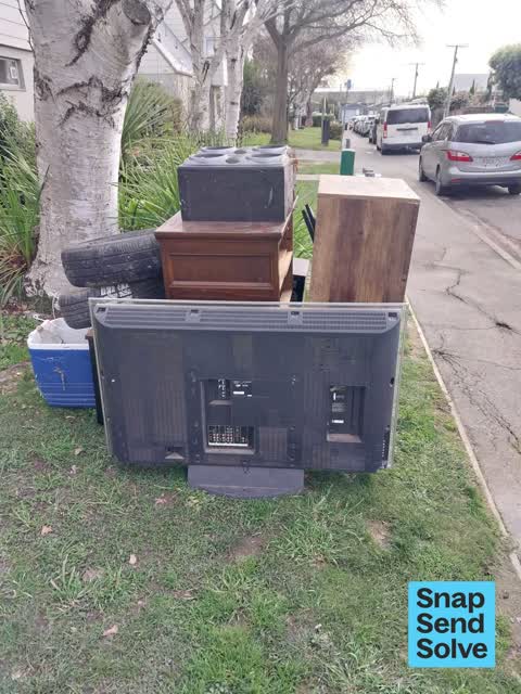 Dumped Rubbish, a report photo