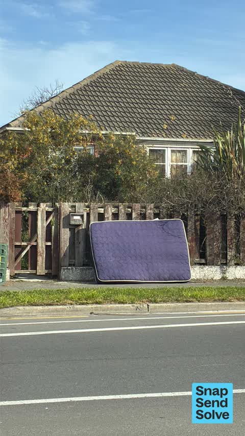 Dumped Rubbish, a report photo