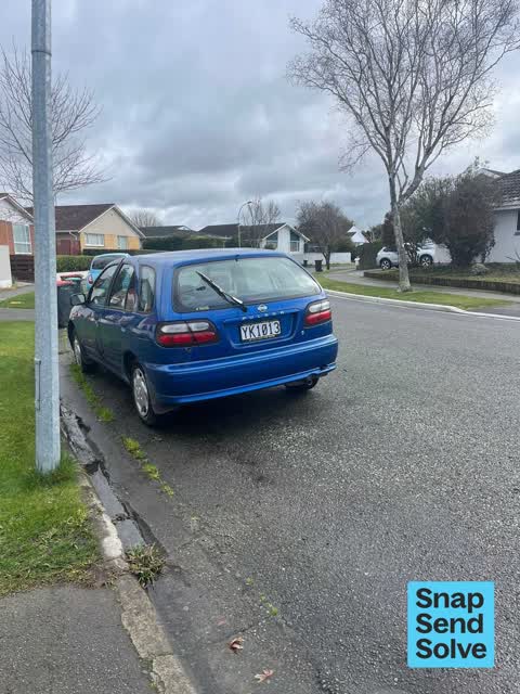 Abandoned Vehicle, a report photo