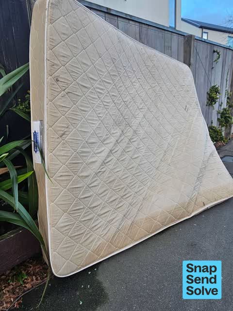Dumped Rubbish, a report photo