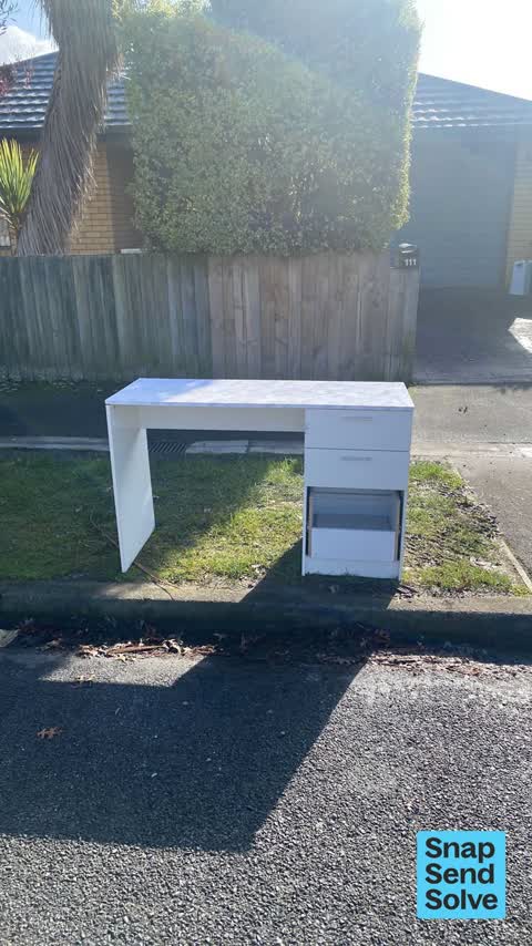 Litter, a report photo