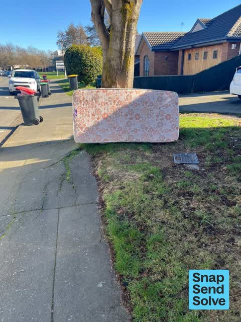 Dumped Rubbish, a report photo
