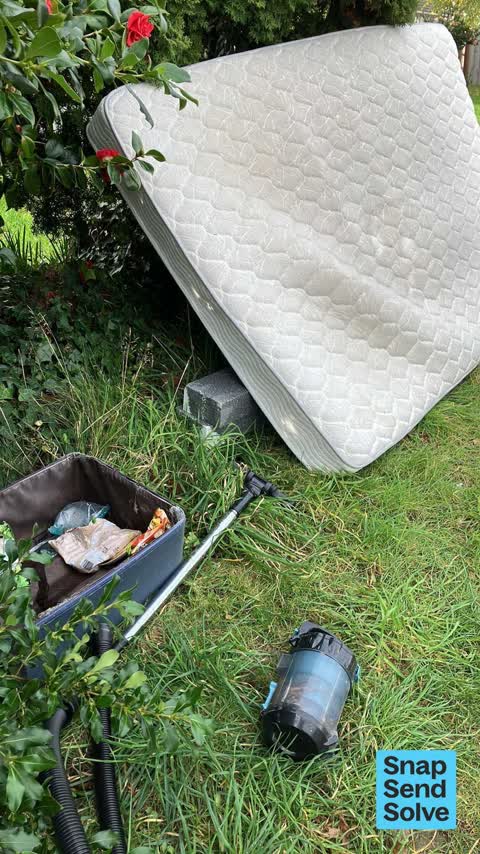 Dumped Rubbish — a report photo