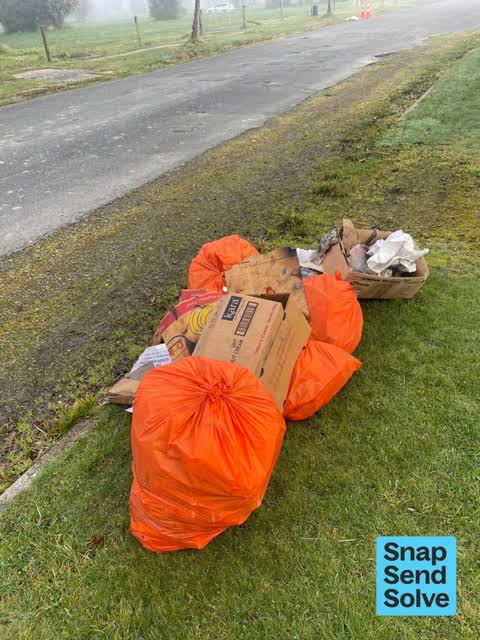 Dumped Rubbish, a report photo