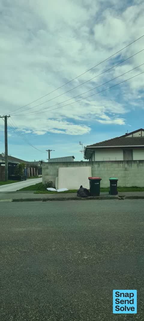 Dumped Rubbish, a report photo