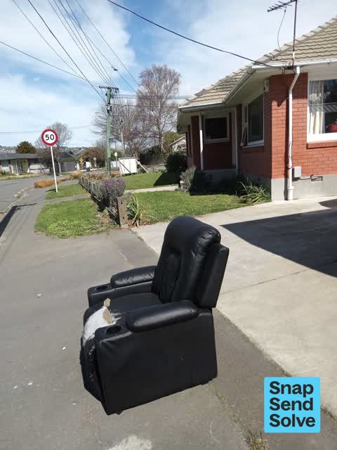Dumped Rubbish, a report photo