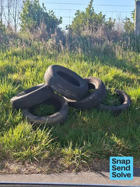 Dumped Rubbish, a report photo