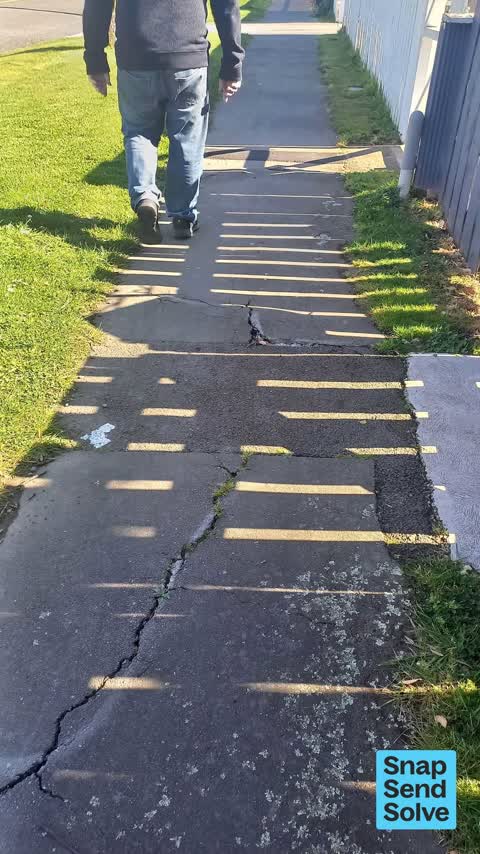 Pavement - Damaged, a report photo