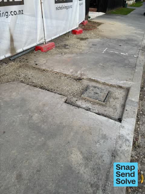 Pavement - Damaged, a report photo