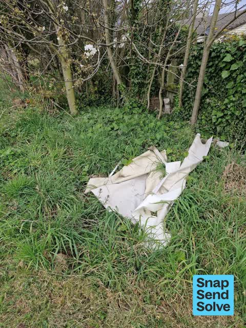 Dumped Rubbish, a report photo