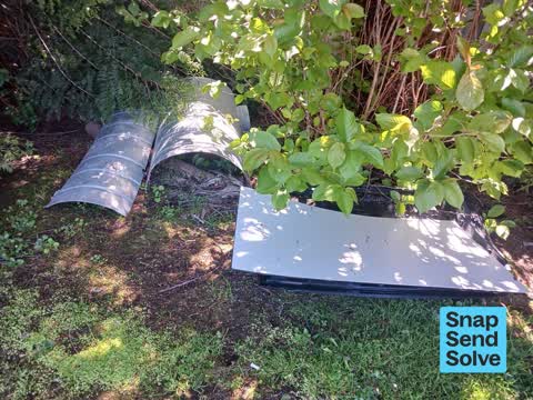 Dumped Rubbish, a report photo