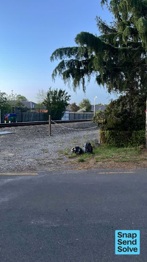 Dumped Rubbish, a report photo