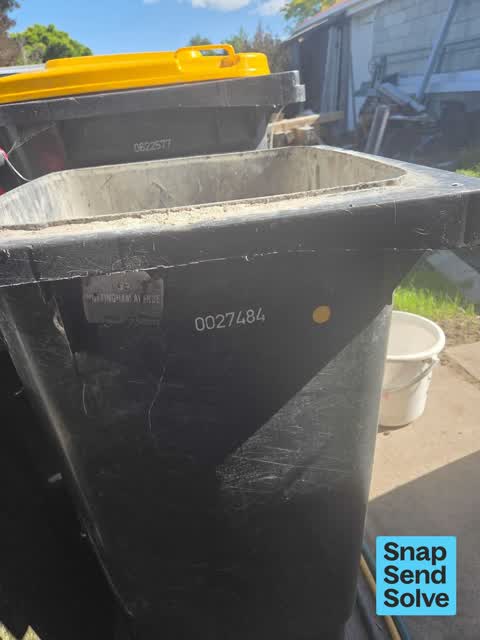 Rubbish and Bins - General, a report photo