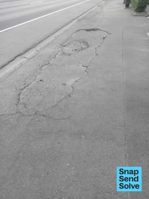 Pavement - Damaged, a report photo