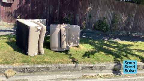 Dumped Rubbish, a report photo