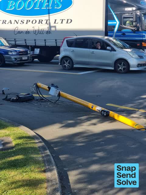 Traffic Signals, a report photo