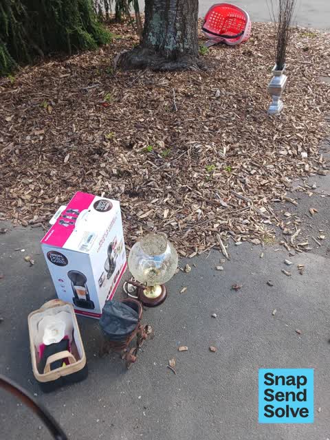 Dumped Rubbish, a report photo