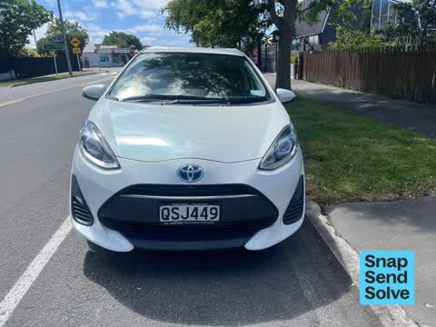 Hazard, vehicle, a report photo