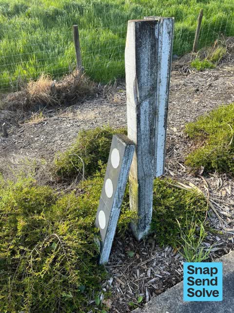 Poles and Signage - General, a report photo